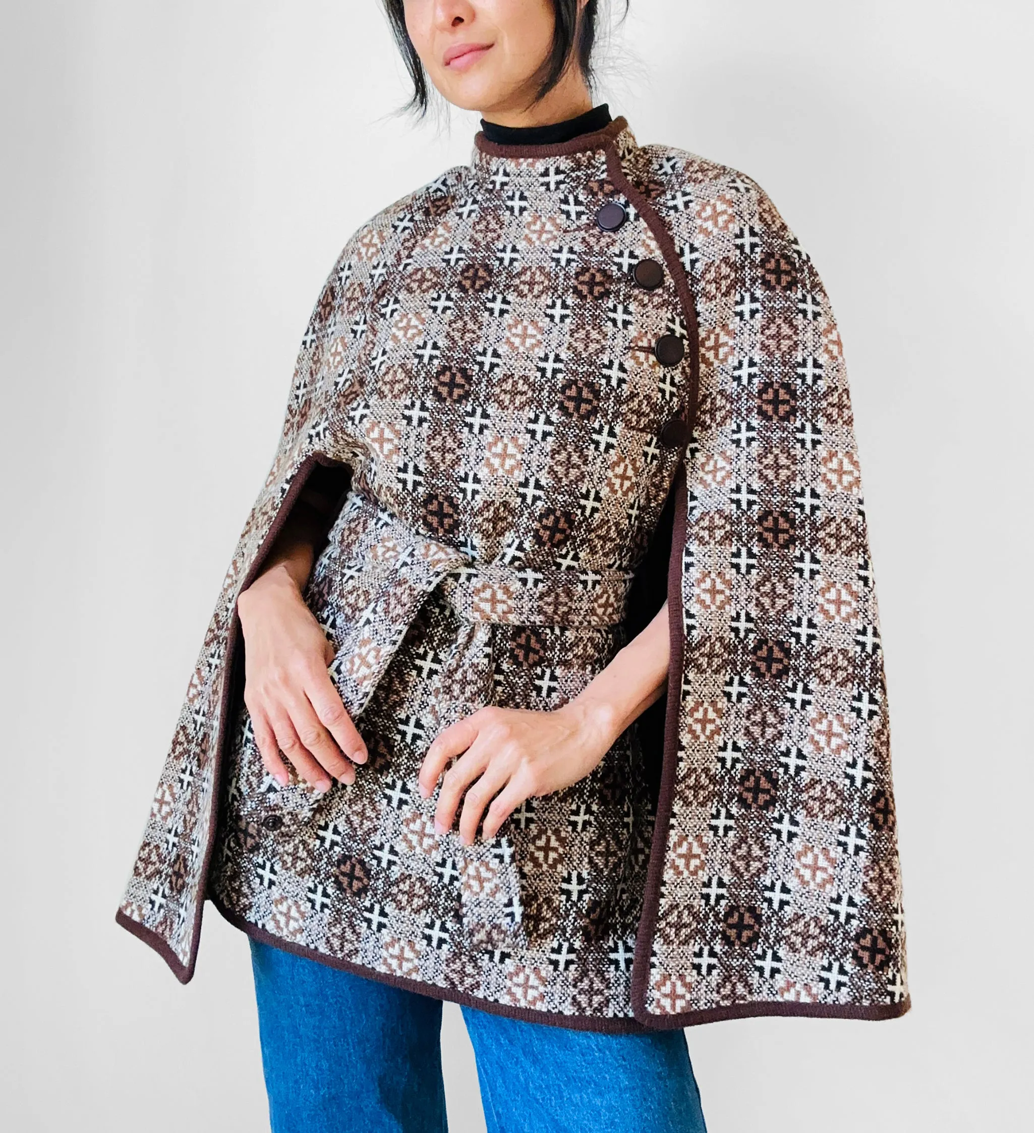 1960s - 1970s Brown and Cream Welsh Wool Belted Patterned Cape Jacket