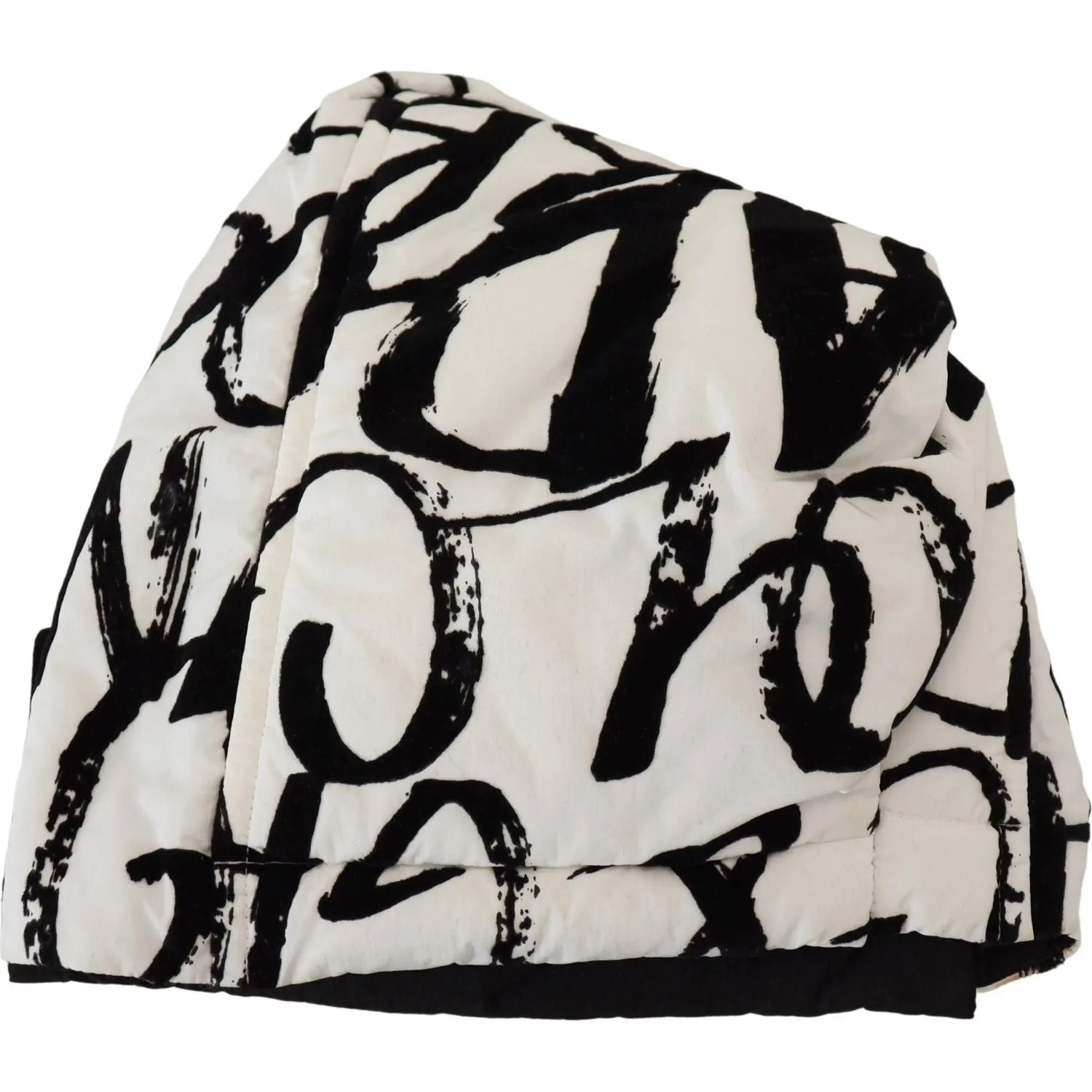 Dolce & Gabbana Elegant Monochrome Knit Beanie Hat