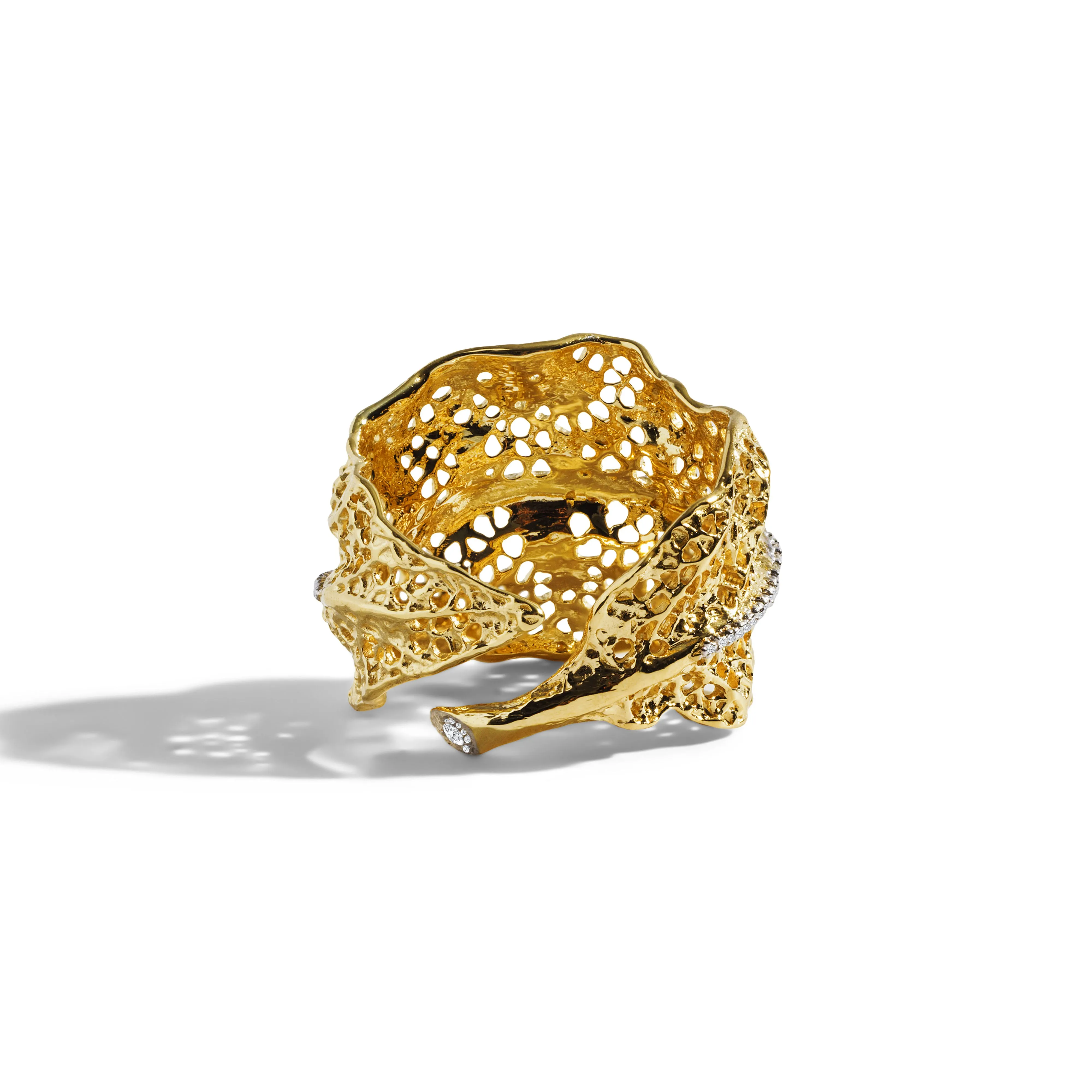 Gooseberry Ring with Diamonds