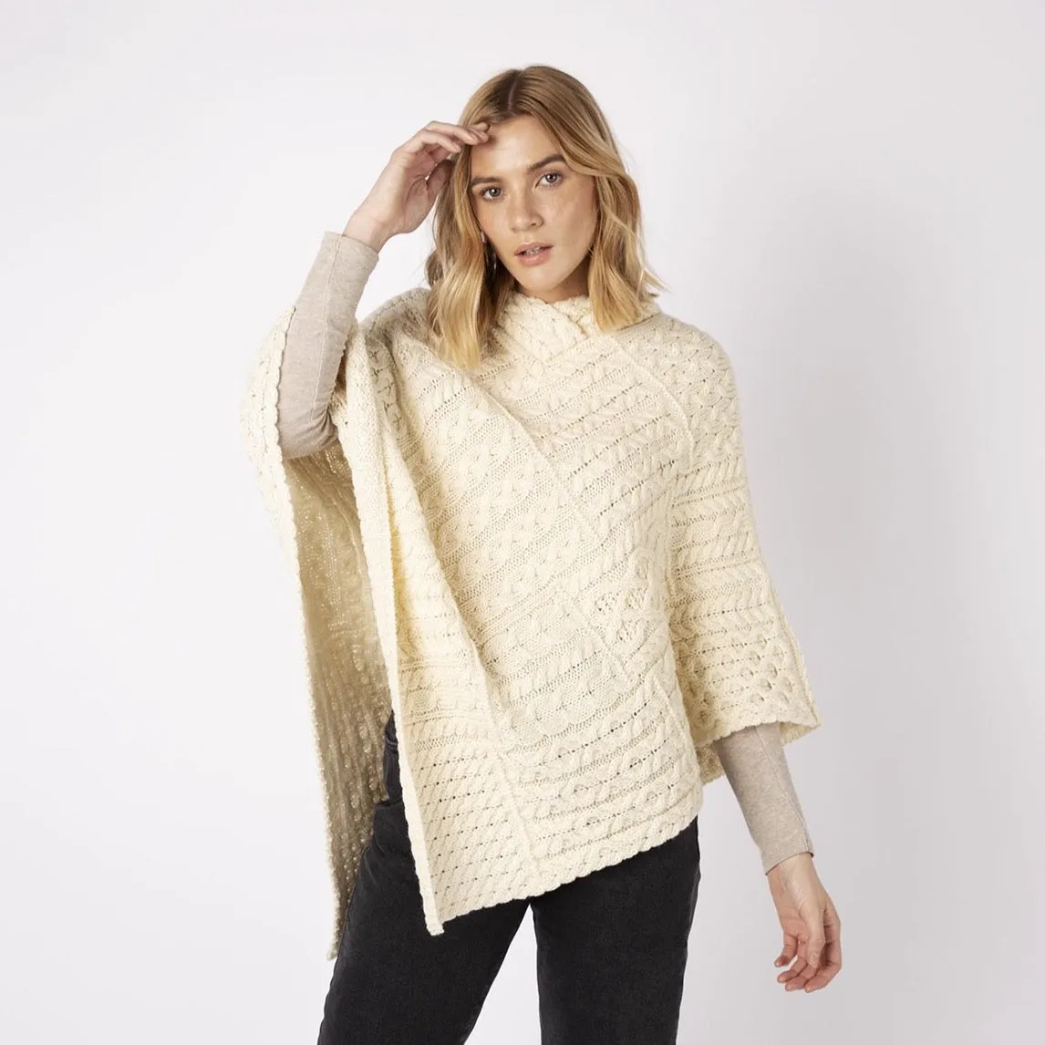 IrelandsEye Poncho | Natural