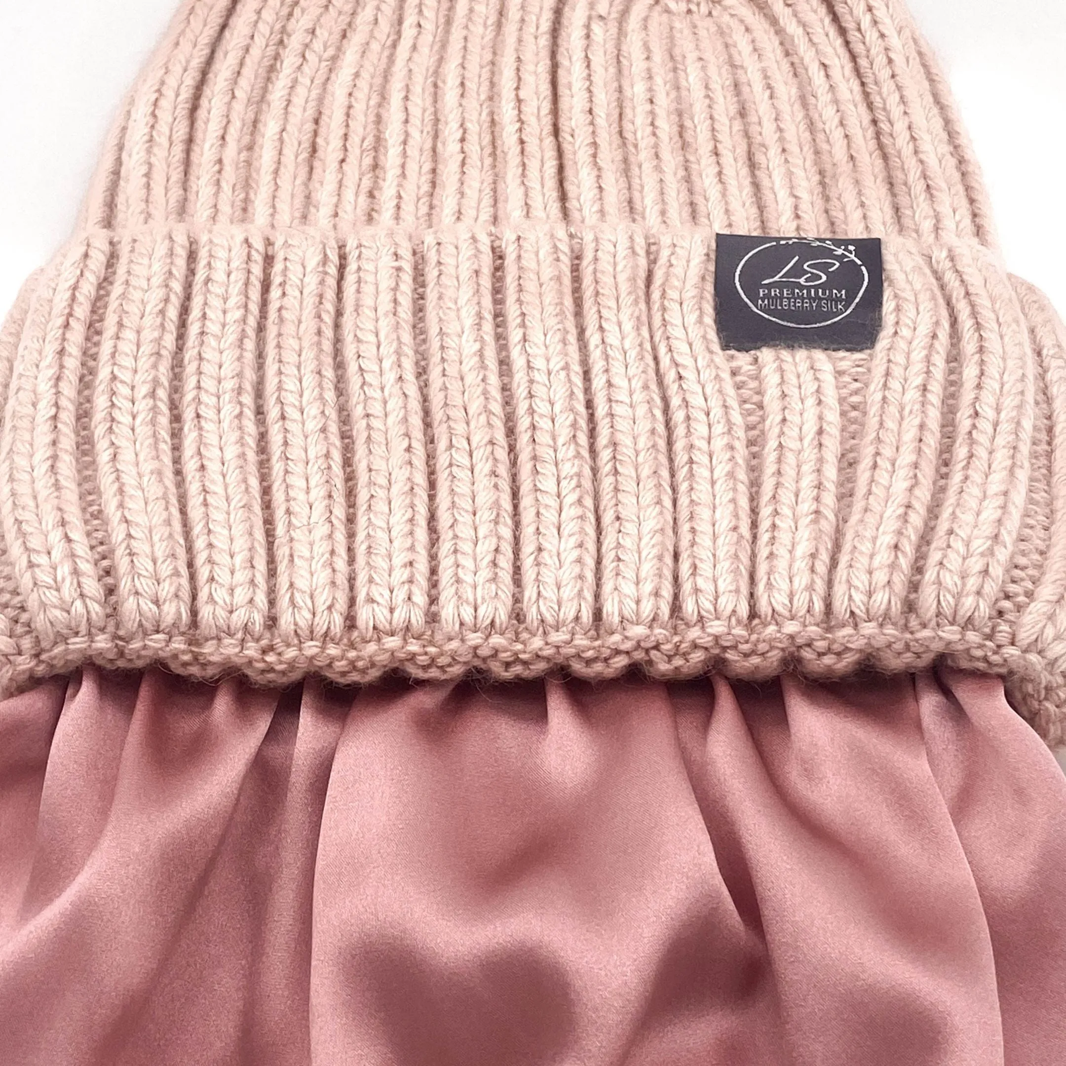 Mulberry Silk-Lined Classic Ribbed Pattern Cashmere Beanie Hat With Removable Pom Pom - Grey