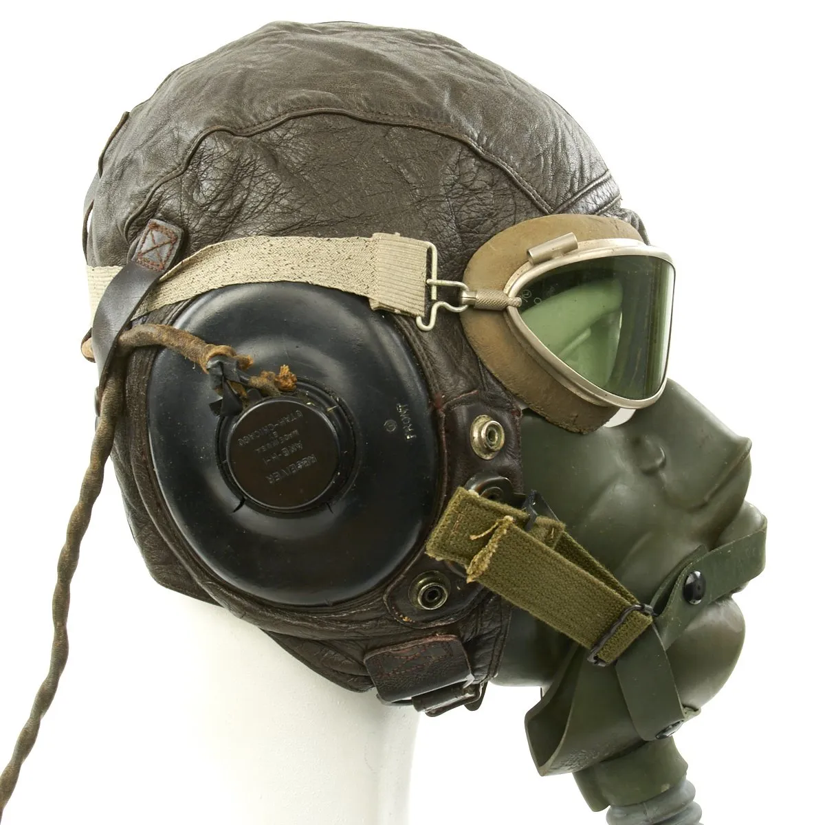 Original U.S. WWII Army Air Force Pilot Flight Helmet Set - AN6530 Goggles, A-14 Mask, A-11 Helmet