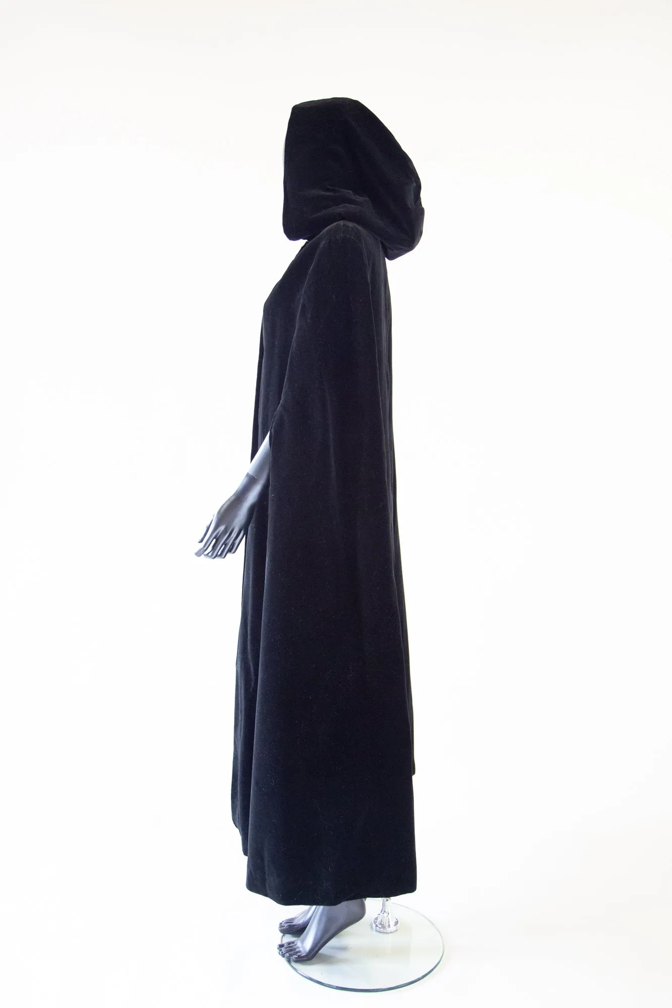 Vintage 1950s Black Velvet Hooded Cape