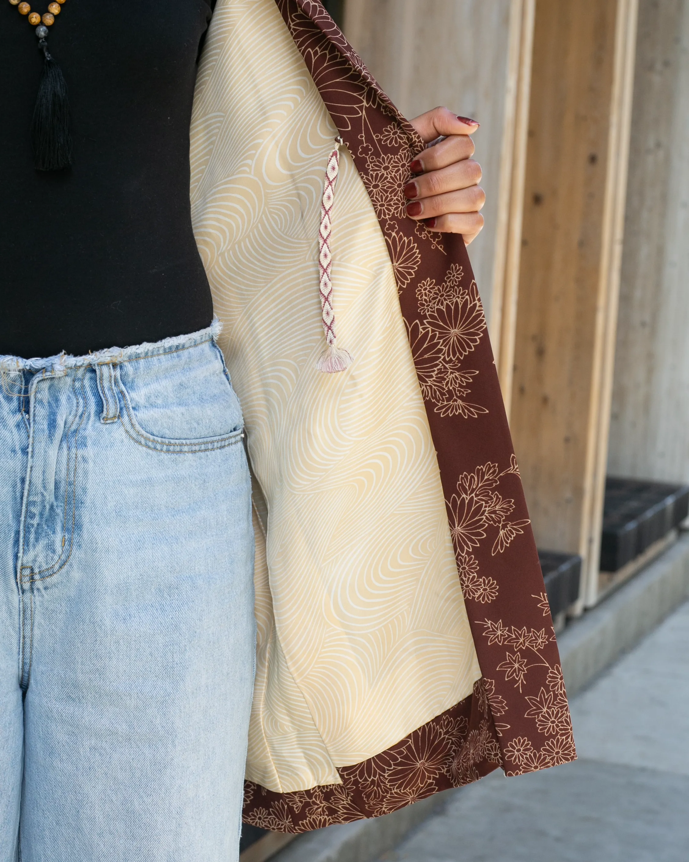 Vintage Haori Jacket, Brown with Cream Daisies